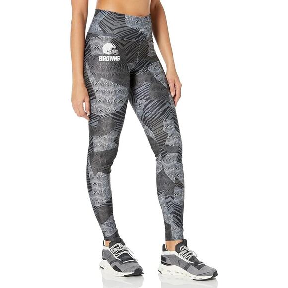 Zubaz NFL Apparel Women's Medium Cleveland Browns Patchwork Zebra Legging - Picture 1 of 2